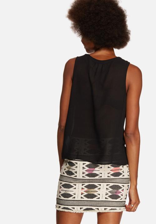 Vero Moda - Velma V-Neck Top