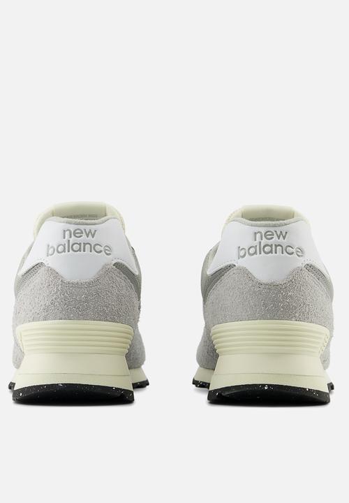 New Balance  - 574 v2