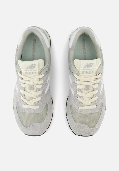 New Balance  - 574 v2