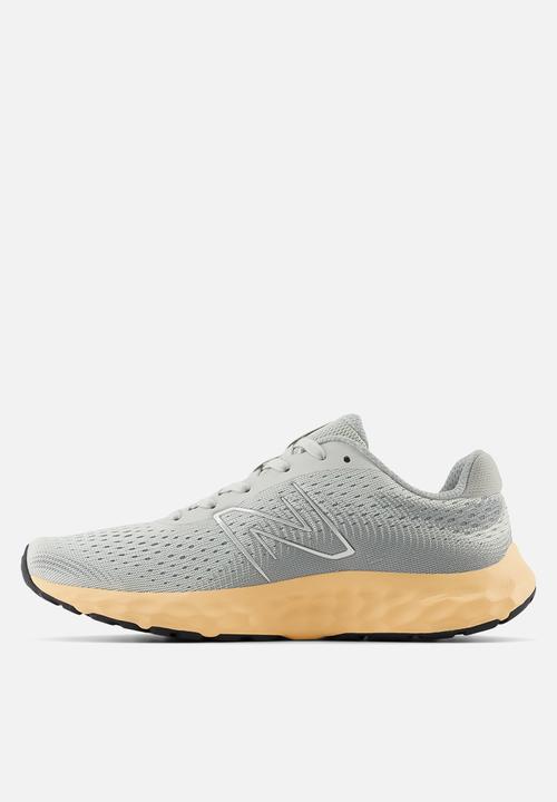 New Balance  - W520rm8 - grey 