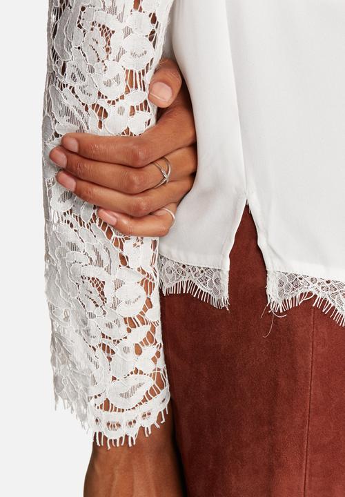 Vero Moda - Olivia Lace Shirt