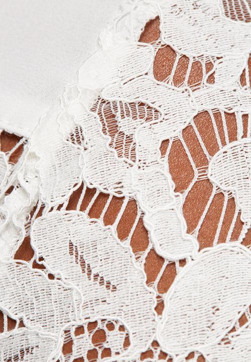 Vero Moda - Olivia Lace Shirt