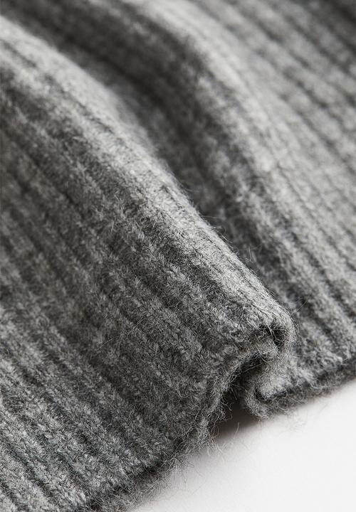 H&M - Oversized polo-neck jumper - grey