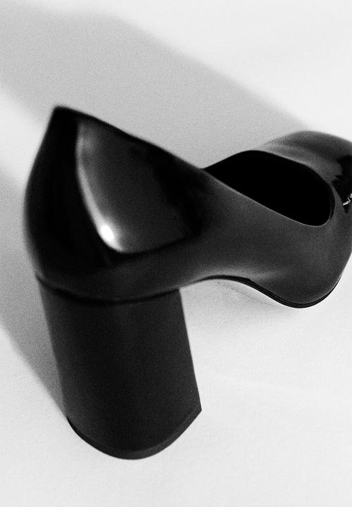 H&M - Court shoes - black