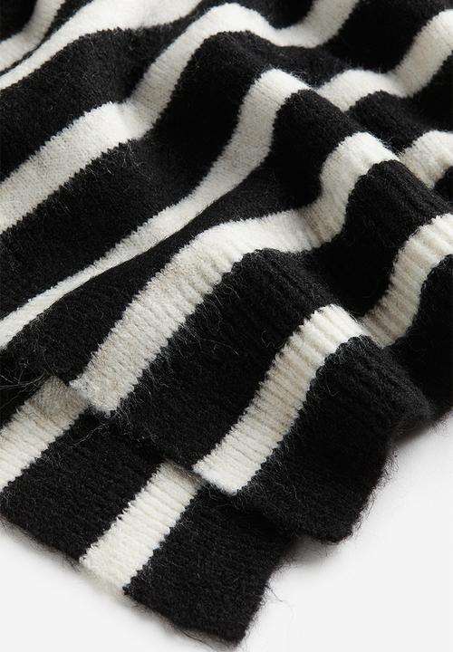 H&M - Oversized jumper - black & white striped