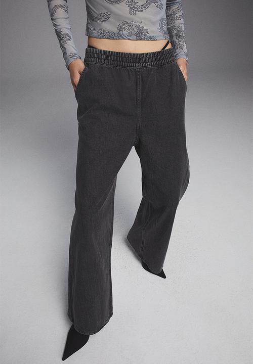 H&M - Wide denim joggers - black