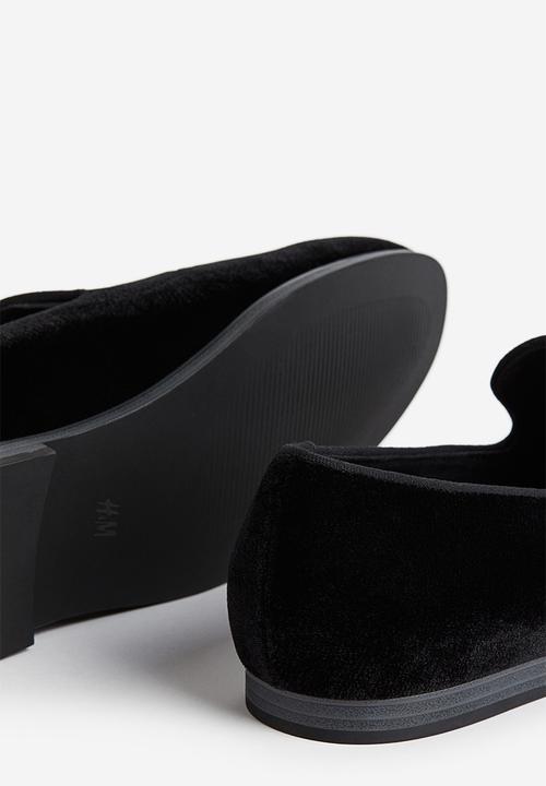 H&M - Embroidered velour loafers - black