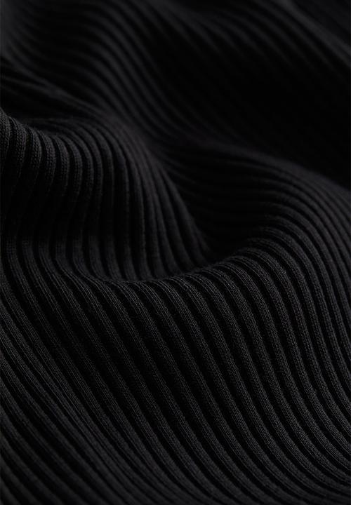 H&M - Overlock-detail ribbed top - black