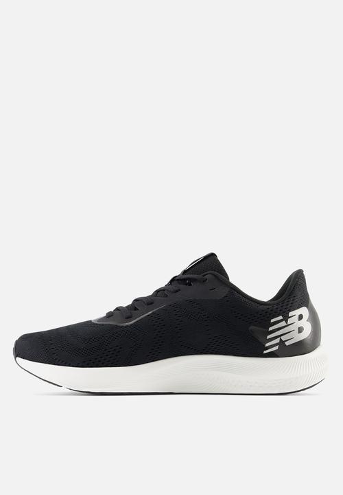 New Balance  - DynaSoft Pro Run v2