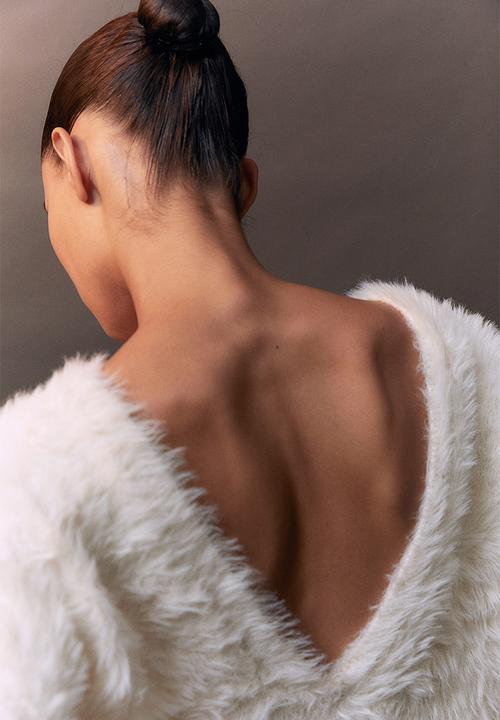 H&M - Fluffy deep-back jumper - cream
