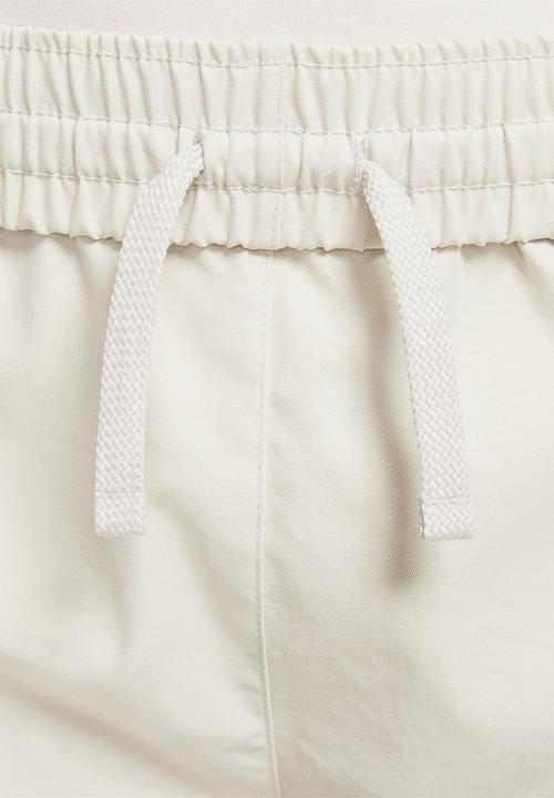 Nike - G Nsw Cargo Pant Sty Star - Light Bone & White