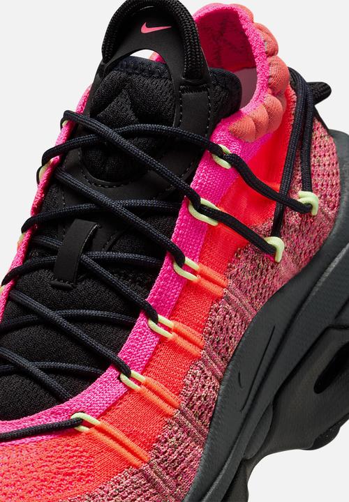 Nike - Air Max Flyknit Venture