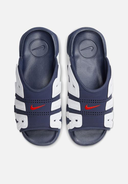 US13_31cm NIKE AIR MORE UPTEMPO SLIDE 特大 Air more uptempo slide - midnight navy/university red-white-clear