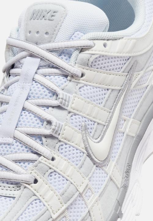 Nike - P-6000
