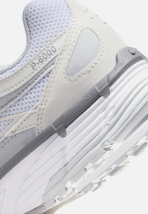 Nike - P-6000