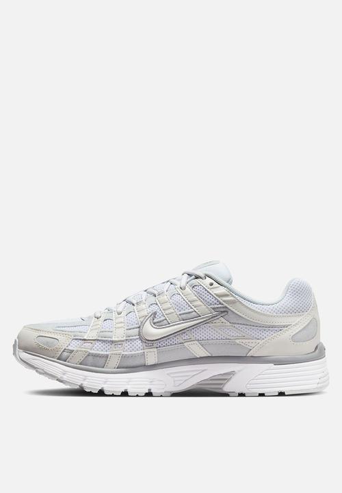 Nike - P-6000