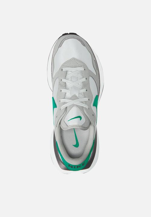 Nike - Phoenix Waffle