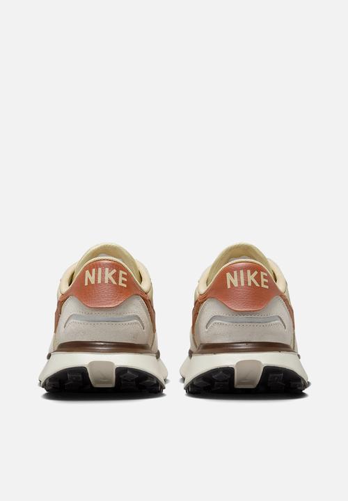 Nike - Phoenix Waffle