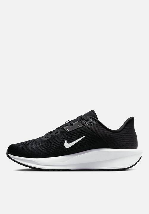 Nike - Quest 6