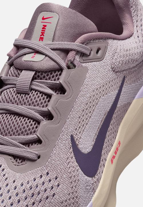 Nike - Winflo 11