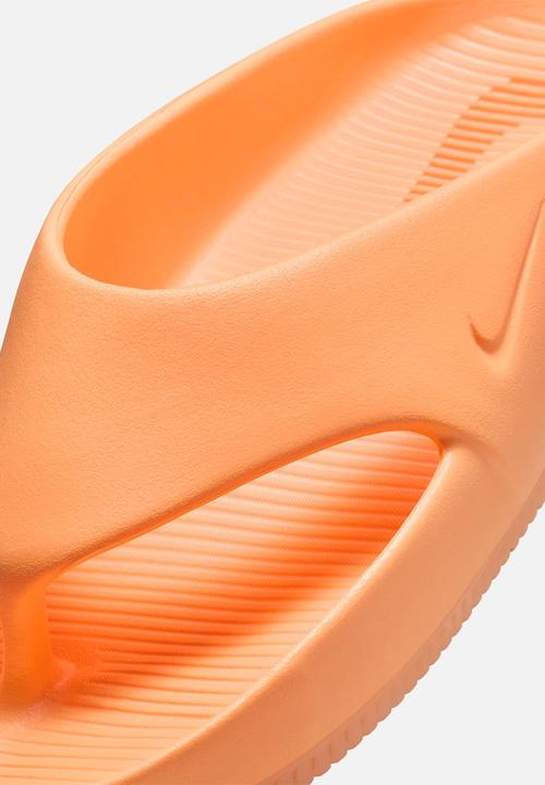 Nike - Calm - peach cream/peach cream