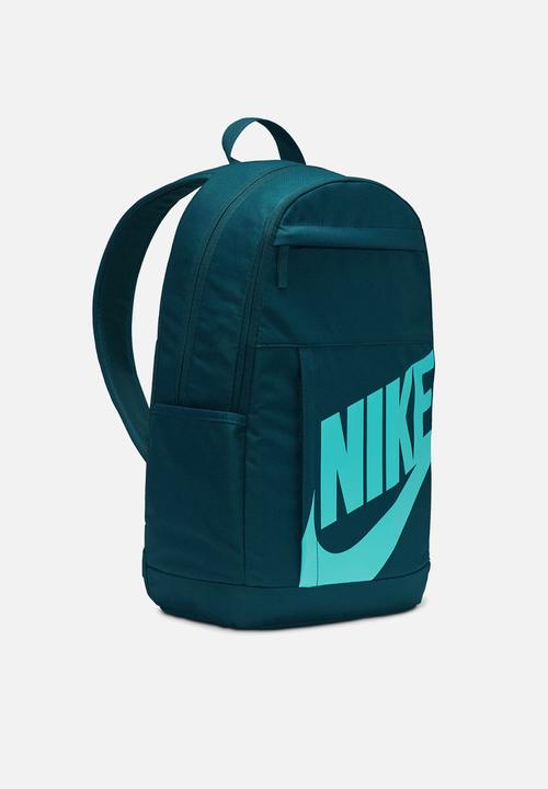 Nike - Nike Elemental
