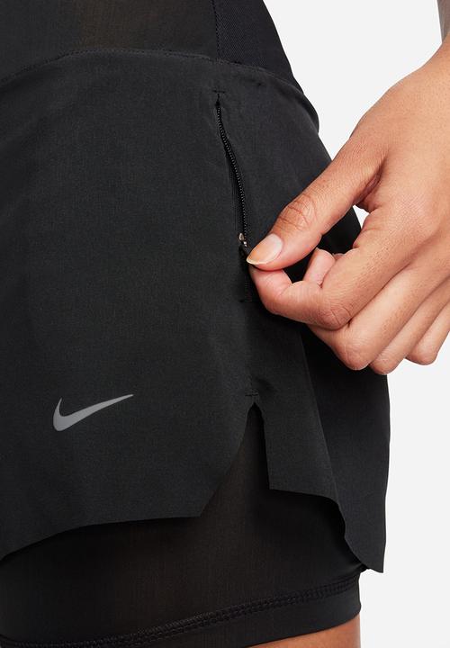 Nike - Nike Dri-FIT Swift Women's Mid-Rise Short - Black/reflective silver