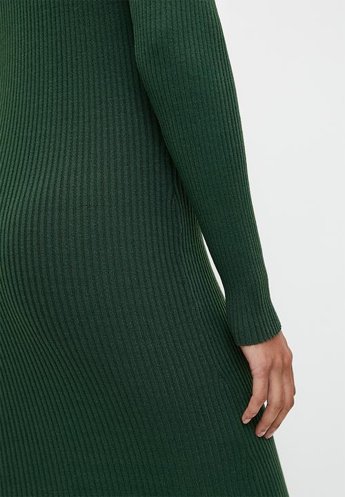 edit - Column knitwear dress with button detail - bottle green