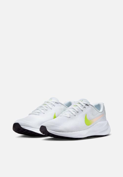 Nike - Revolution 7 