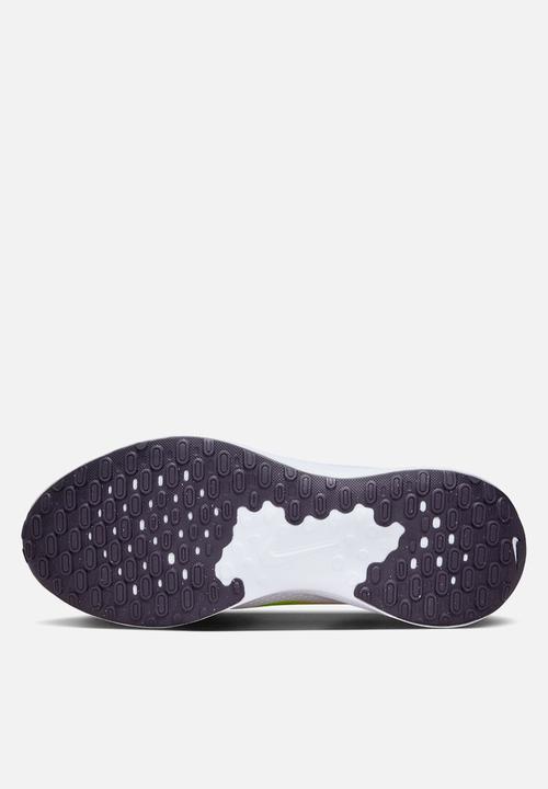 Nike - Revolution 7 