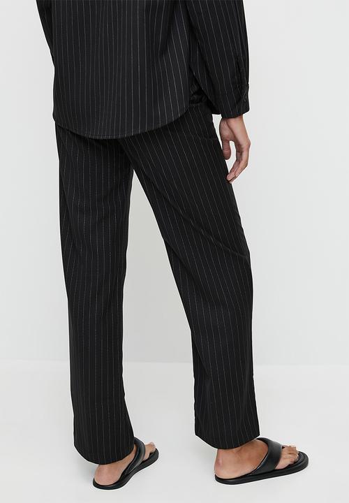 Me&B - Wide leg pant in - Black pinstripe