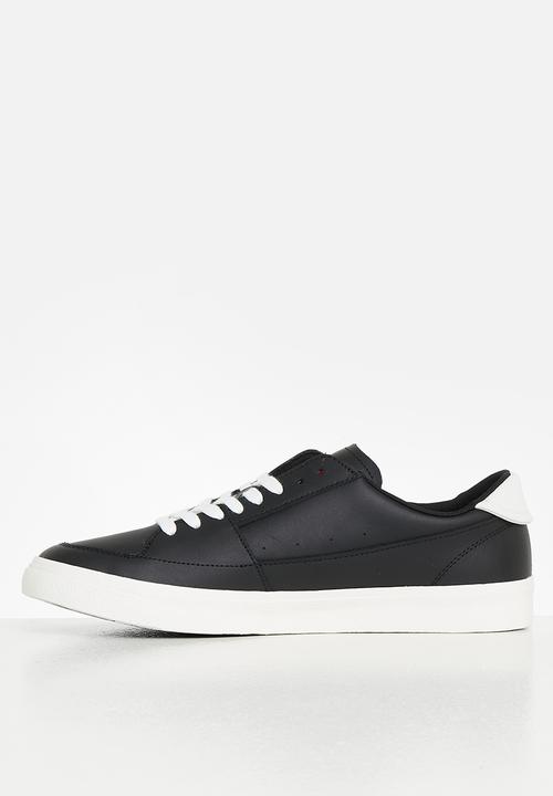 Tommy Hilfiger - Tjm vulcanized ess - black