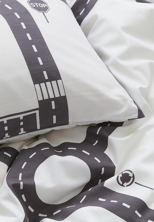 H&M - Patterned single duvet cover set - White Roads
