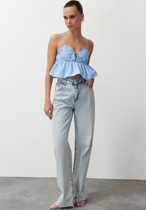 Trendyol - Crop floral embroidered blouse - light blue