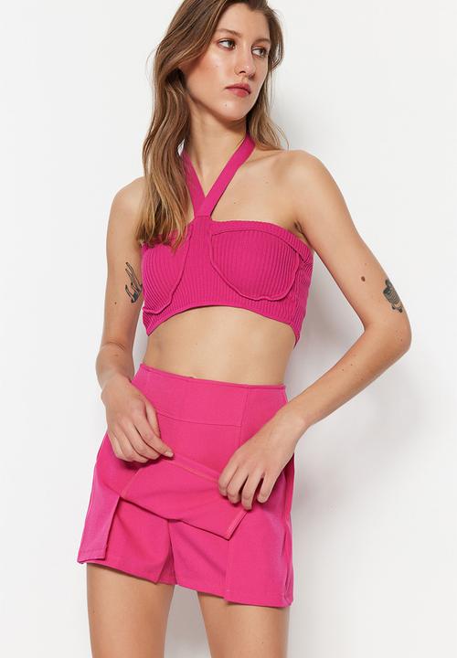 Trendyol - Double slit mini shorts - fuchsia
