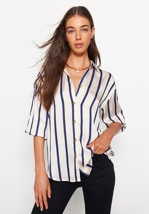 Trendyol - Striped satin shirt - ecru