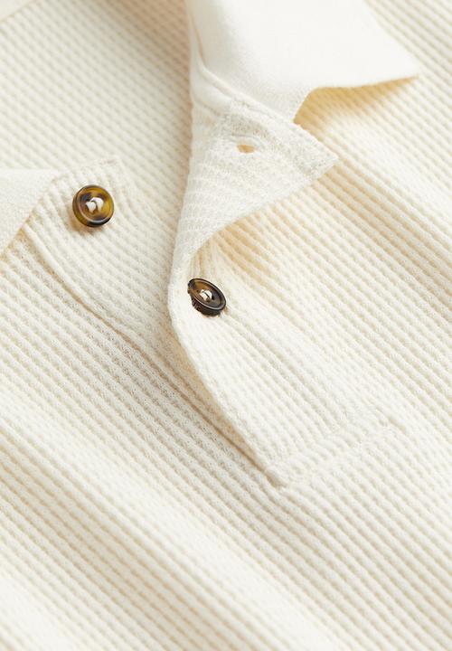 H&M - Slim fit waffled polo shirt - white