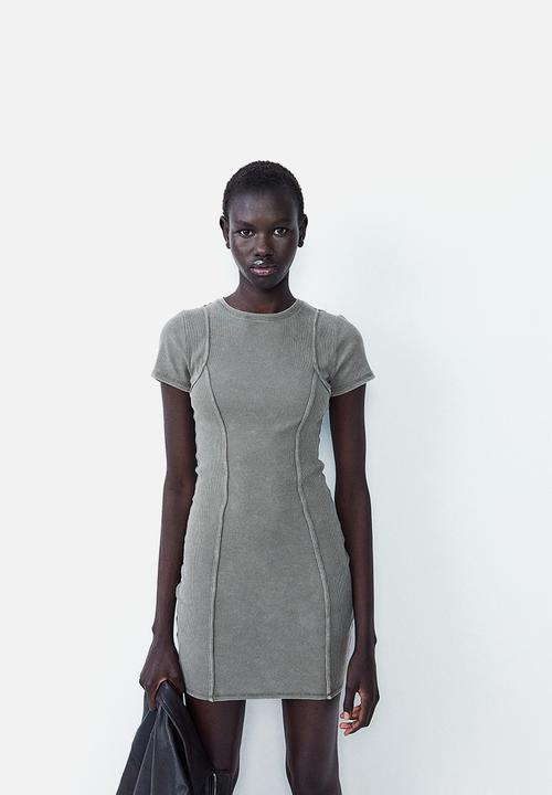 H&M - Bodycon dress - green