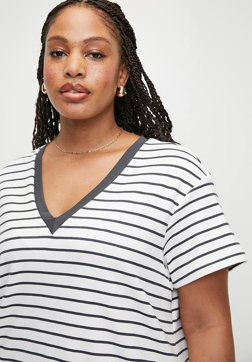 edit - Striped v-neck tee plus - grey/white