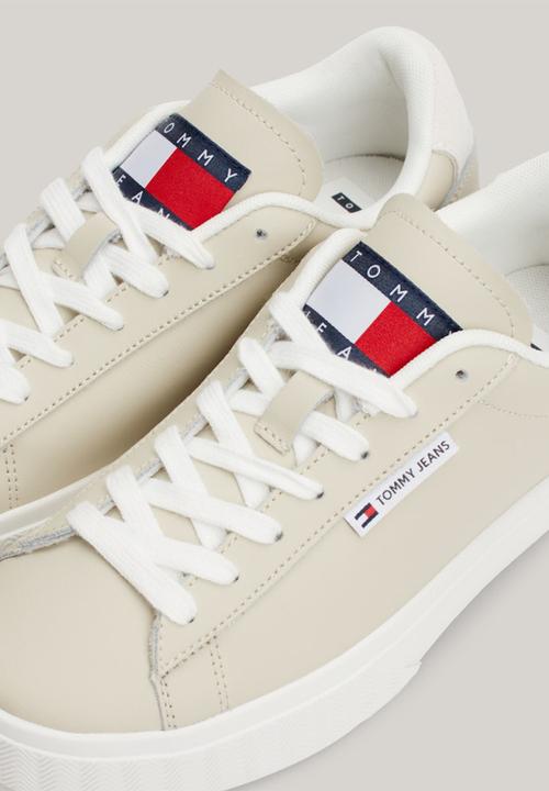 Tommy Hilfiger - Cupsole leather sneaker - bleached stone