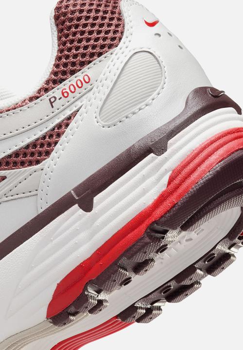 Nike - Wmns P-6000