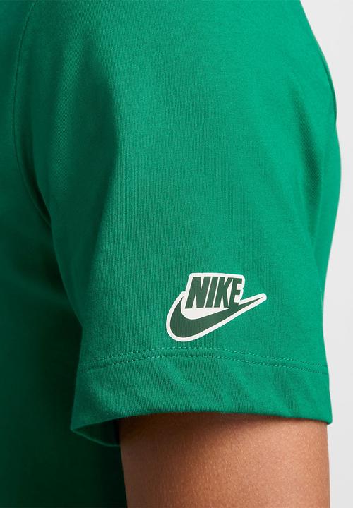 Nike - Nike Men's Sportswear Club Seasonal Tee - malachite green