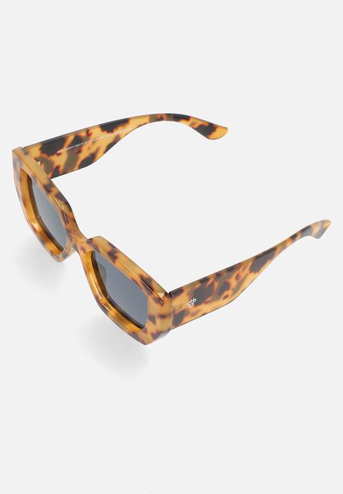 CHPO - Hong kong - leopard & black