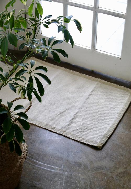 Amelia Jackson - Pebble bathmat - natural & jute