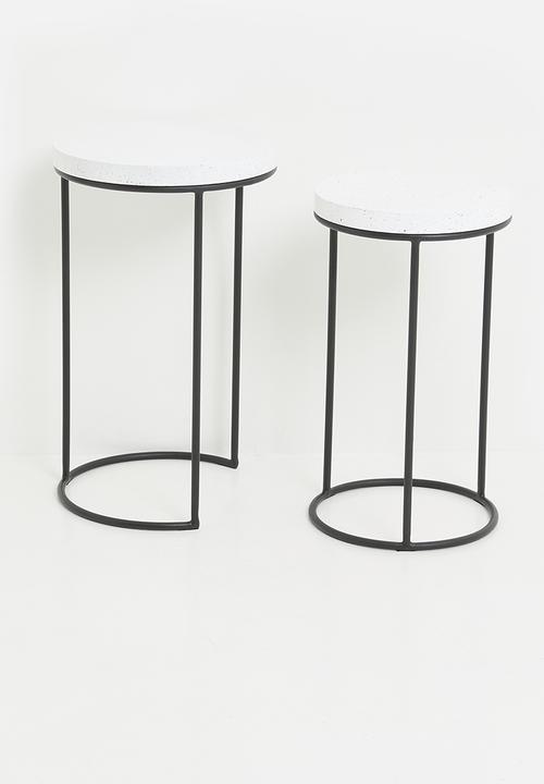 Nolden Brothers - Vitori nested side table - natural