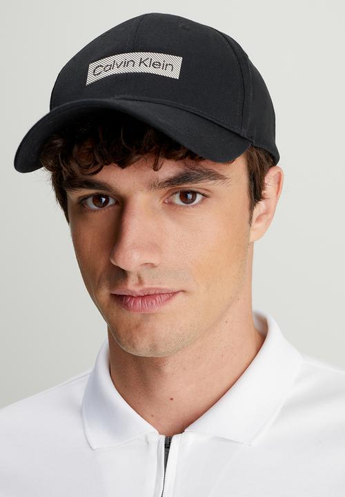 Calvin Klein - Rtw Embroidered Logo Bb Cap  -  CK Black