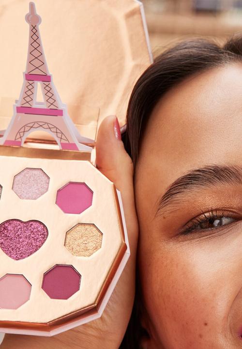 essence - Emily in Paris by essence Eyeshadow Palette 01