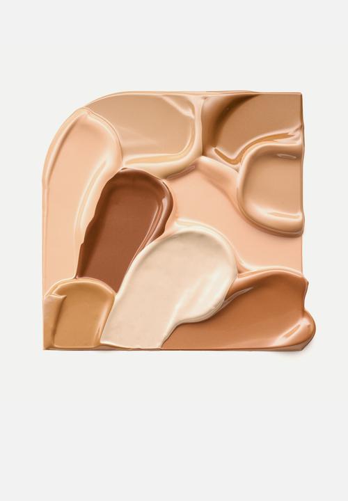Catrice - Soft Glam Filter Fluid 002
