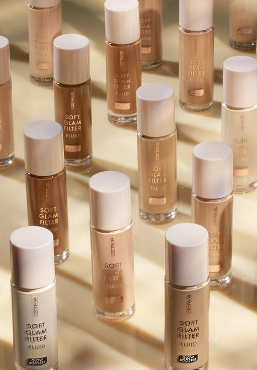 Catrice - Soft Glam Filter Fluid 002