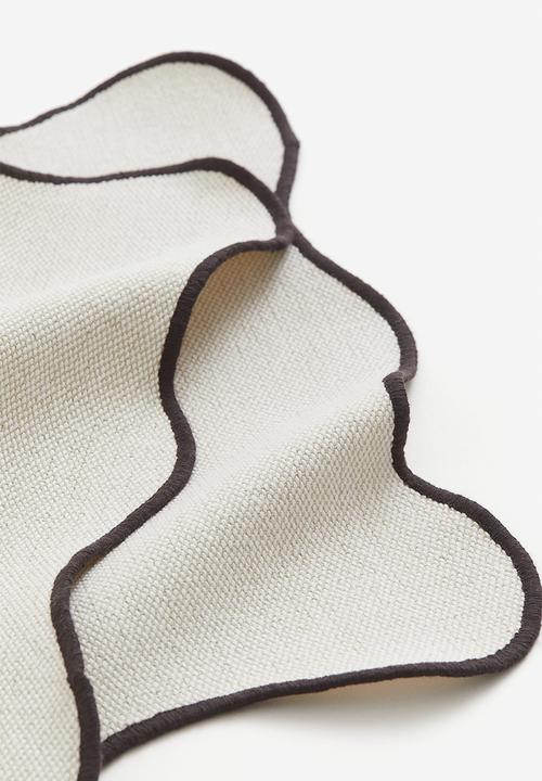 H&M - 2 pack scallop-edged place mats - beige multi